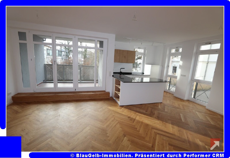 suedgohlis-fuerstliche-ausstattung-aufzug-balkon-ebk